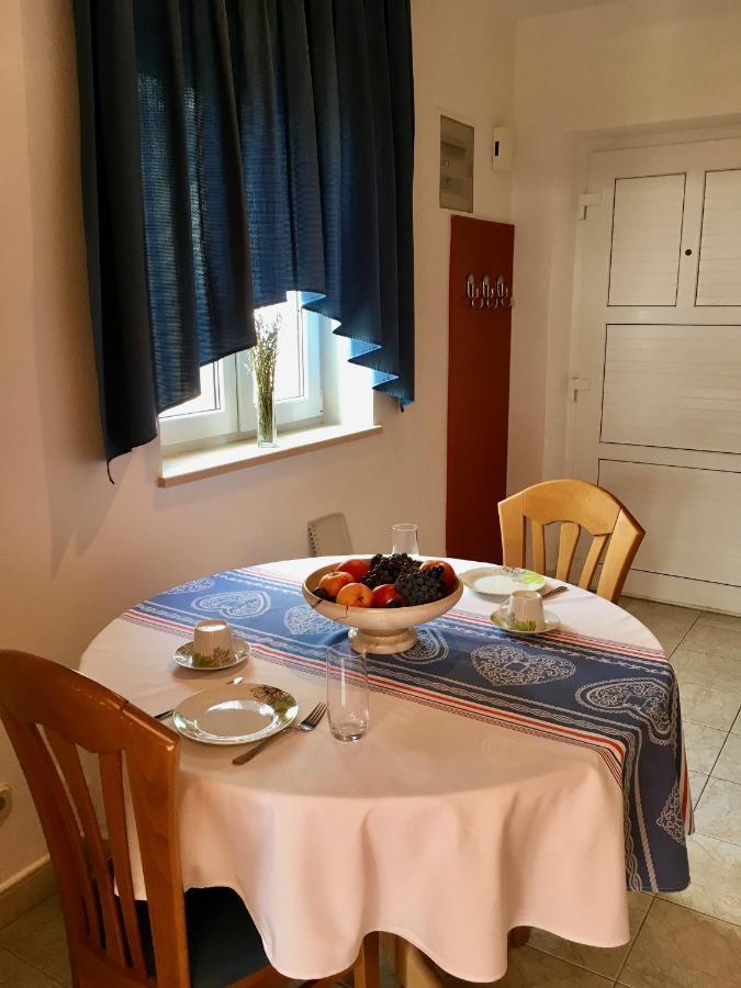 Apartments Villa Jadranka Bol Esterno foto