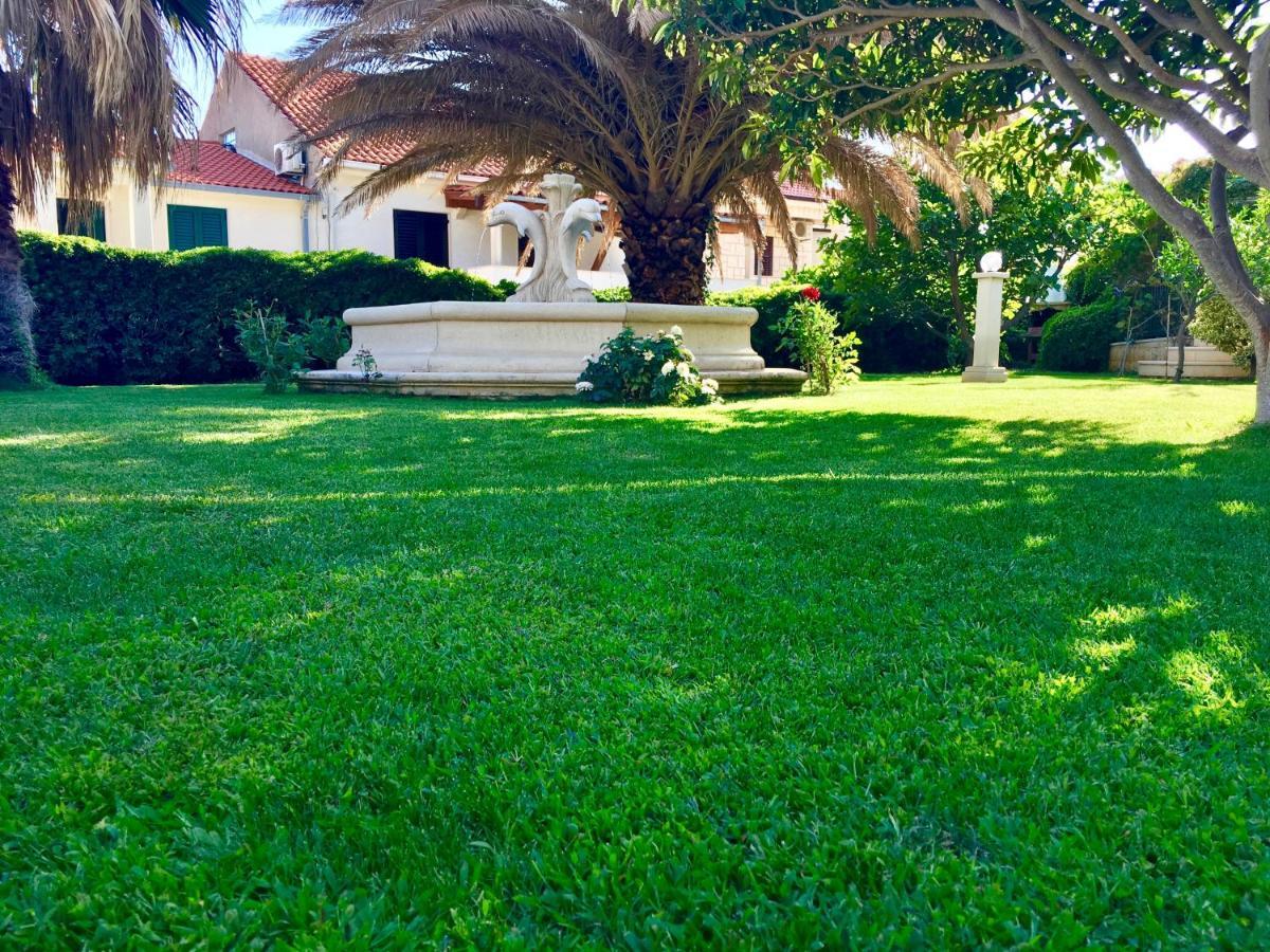 Apartments Villa Jadranka Bol Esterno foto