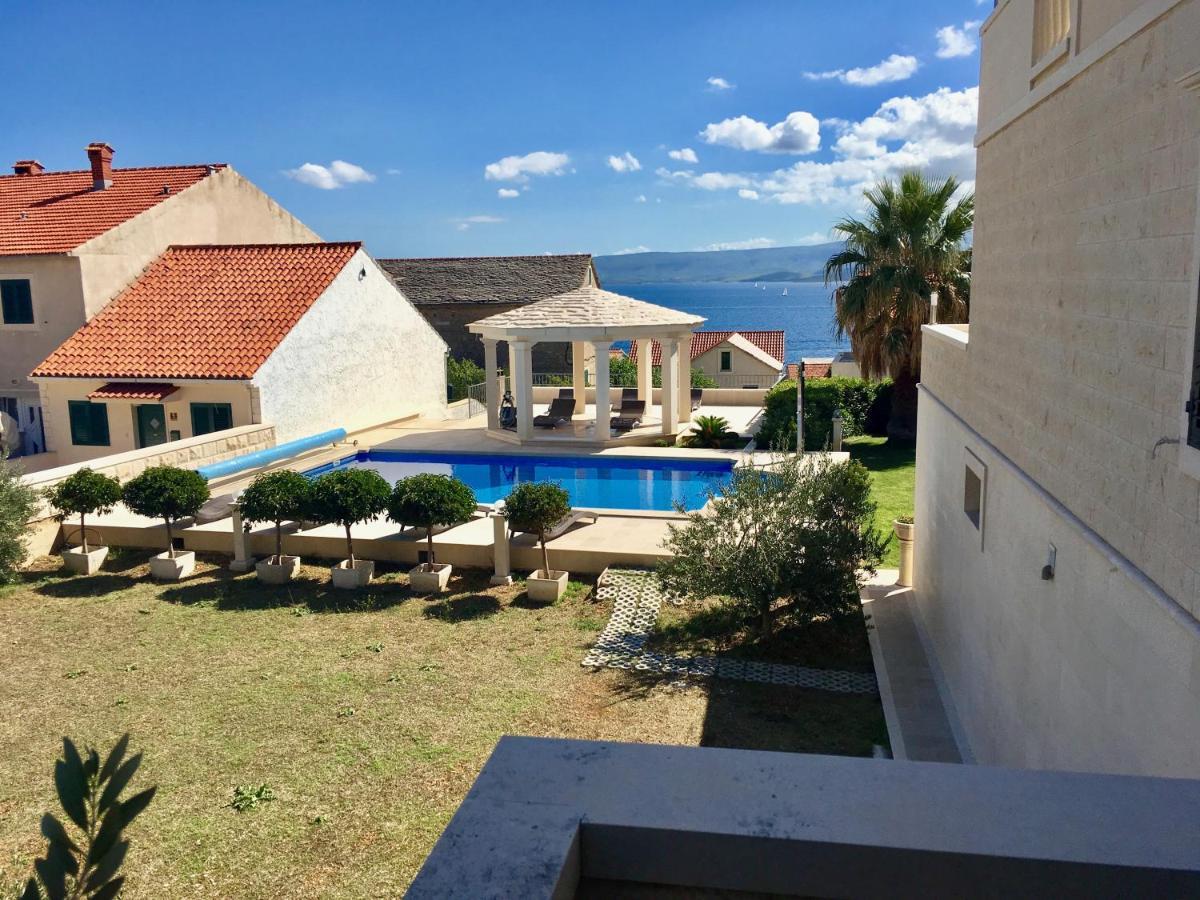 Apartments Villa Jadranka Bol Esterno foto